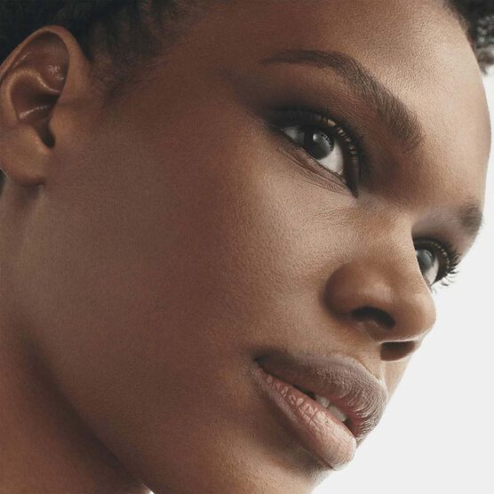 STUDIO FIX FLUID BASE NC50